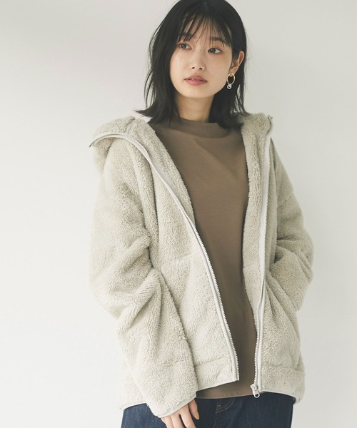 CRAFT STANDARD BOUTIQUE（クラフトスタンダードブティック）の「防風ボアジャケット　＊◇（ブルゾン・レディース・ベージュ/モカ・FREE）」の2枚目の写真