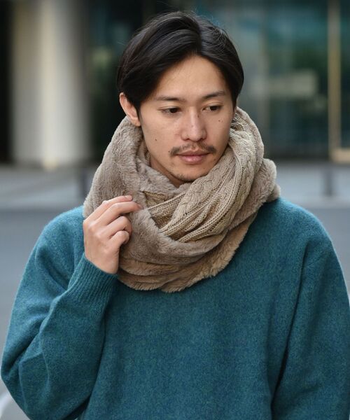 SHIPS（シップス）の「SHIPS: ケーブル ボア スヌード（ネックウォーマー/スヌード・メンズ・ベージュ/ブラック/ネイビー・ONE SIZE）」の3枚目の写真