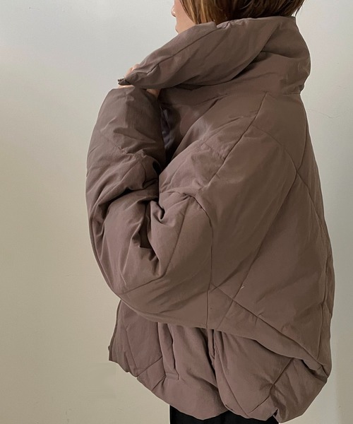 210nouve（トゥージュヌーブ）の「スタンドカラーダイヤキルトエコダウンジャケット（ダウンジャケット/コート・レディース・ブラック/アイボリー/モカ/グレイッシュベージュ・FREE）」の10枚目の写真