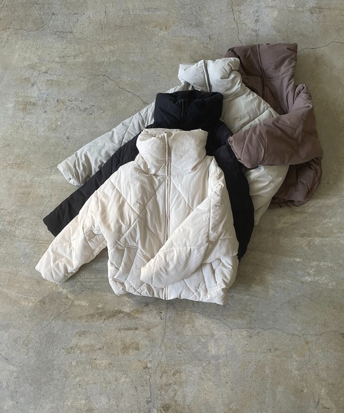 210nouve（トゥージュヌーブ）の「スタンドカラーダイヤキルトエコダウンジャケット（ダウンジャケット/コート・レディース・ブラック/アイボリー/モカ/グレイッシュベージュ・FREE）」の21枚目の写真