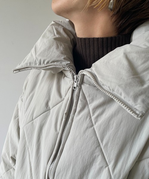 210nouve（トゥージュヌーブ）の「スタンドカラーダイヤキルトエコダウンジャケット（ダウンジャケット/コート・レディース・ブラック/アイボリー/モカ/グレイッシュベージュ・FREE）」の12枚目の写真