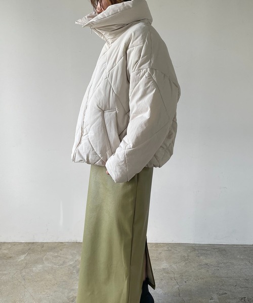 210nouve（トゥージュヌーブ）の「スタンドカラーダイヤキルトエコダウンジャケット（ダウンジャケット/コート・レディース・ブラック/アイボリー/モカ/グレイッシュベージュ・FREE）」の14枚目の写真