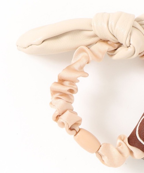 aimoha（アイモハ）の「フェイクレザーリボンヘアゴム（ヘアゴム・レディース・ブラック/ホワイト/ブラウン・FREE）」の2枚目の写真