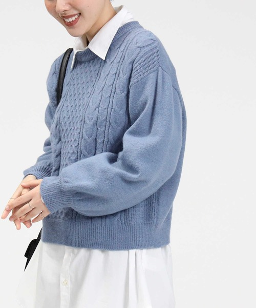 HONEYSUCKLE ROSE（ハニーサックルローズ）の「【HONEYSUCKLE ROSE】袖ボリュームケーブルニット（ニット/セーター・レディース・ブルー/ベージュ/オフホワイト・L/M）」の10枚目の写真
