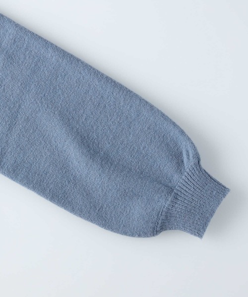 HONEYSUCKLE ROSE（ハニーサックルローズ）の「【HONEYSUCKLE ROSE】袖ボリュームケーブルニット（ニット/セーター・レディース・ブルー/ベージュ/オフホワイト・L/M）」の20枚目の写真