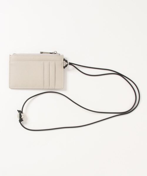 EMODA（エモダ）の「【EMODA/エモダ】 クロコ型押し 首掛けカードウォレット（財布・レディース・ブラック/ベージュ/キャメル・FREE）」の4枚目の写真