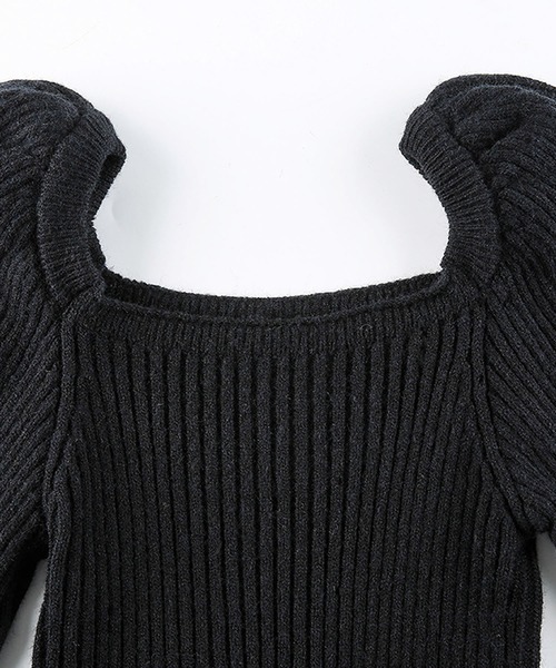 Primazel（プリマゼル）の「スクエアネック ショート丈 ニットプルオーバー（ニット/セーター・レディース・ブラウン/ブラック/ピンク・M）」の6枚目の写真