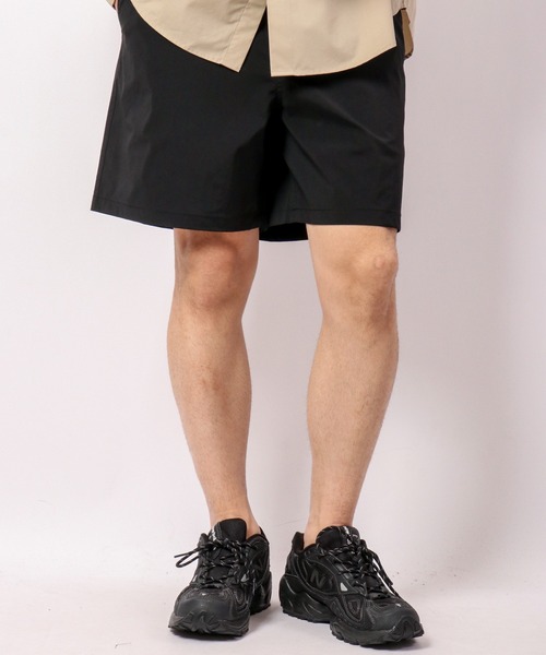 POWER TO THE PEOPLE（パワートゥーザピープル）の「POWER TO THE PEOPLE MOVING ナイロンバギー（その他パンツ・メンズ・カーキ/グリーン/サンドベージュ/ロイヤルブルー/ブラック/マルチ/サーモンピンク・LL/M/L）」の2枚目の写真