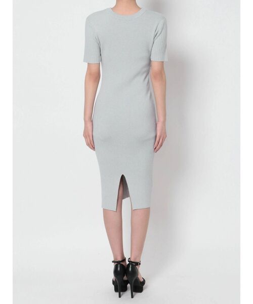 RESEXXY（リゼクシー）の「バスト切り替えニットワンピース（ワンピース・レディース・ベージュ/モカ/ブラック/ブルー・MEDIUM/SMALL）」の9枚目の写真