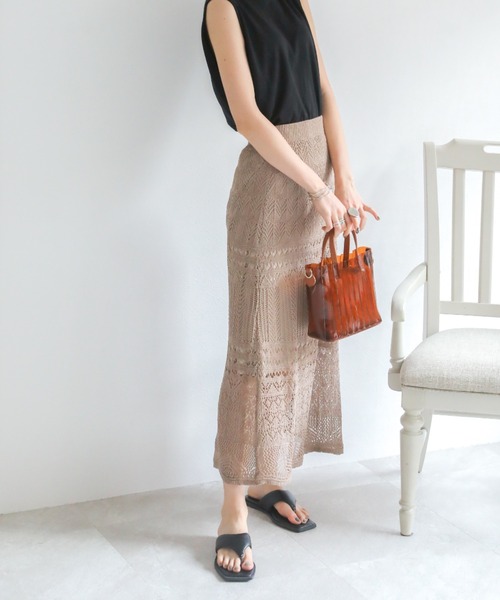 VIVIAN（ヴィヴィアン）の「スクエアトゥパデッド(パテッド)トングフラットサンダル（サンダル・レディース・ベージュ/グリーン/ブラック/イエロー/アイボリー・L/S/M/LL）」の20枚目の写真