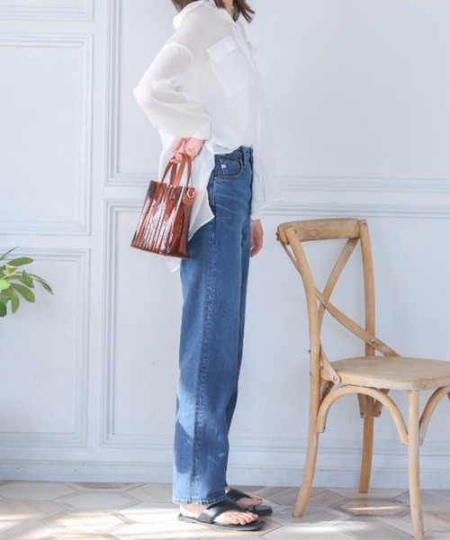 VIVIAN（ヴィヴィアン）の「スクエアトゥパデッド(パテッド)トングフラットサンダル（サンダル・レディース・ベージュ/グリーン/ブラック/イエロー/アイボリー・L/S/M/LL）」の22枚目の写真