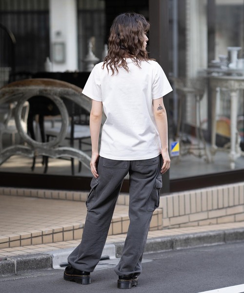 X-girl（エックスガール）の「BARBED WIRE LOGO S/S GIRLS TEE/エックスガールロゴ　コンパクトTシャツ（Tシャツ/カットソー・レディース・ホワイト/ブラック/ブラウン・M/S）」の6枚目の写真