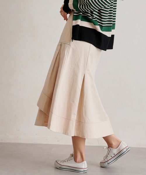 Chez toi（シェトワ）の「ベルト付配色ステッチアシメスカート（スカート・レディース・アイボリー/ブラック/カーキ/ブルー・FREE）」の6枚目の写真