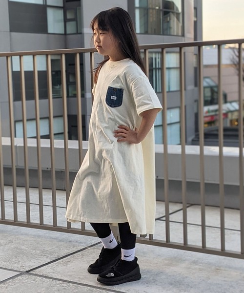 Lee（リー）の「Lee/リー　キッズ　デニムポケットワンピース（ワンピース・キッズ・ホワイト/ブラック/ブルー・150/130）」の17枚目の写真