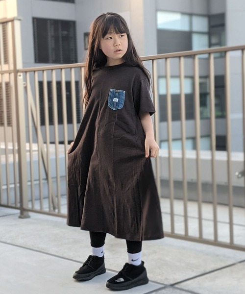 Lee（リー）の「Lee/リー　キッズ　デニムポケットワンピース（ワンピース・キッズ・ホワイト/ブラック/ブルー・150/130）」の10枚目の写真