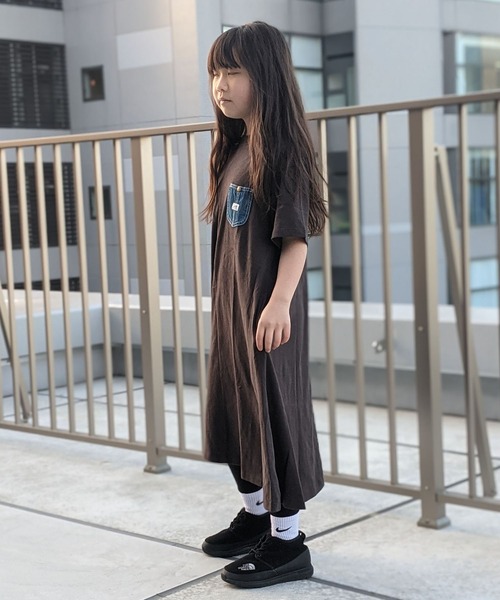 Lee（リー）の「Lee/リー　キッズ　デニムポケットワンピース（ワンピース・キッズ・ホワイト/ブラック/ブルー・150/130）」の8枚目の写真