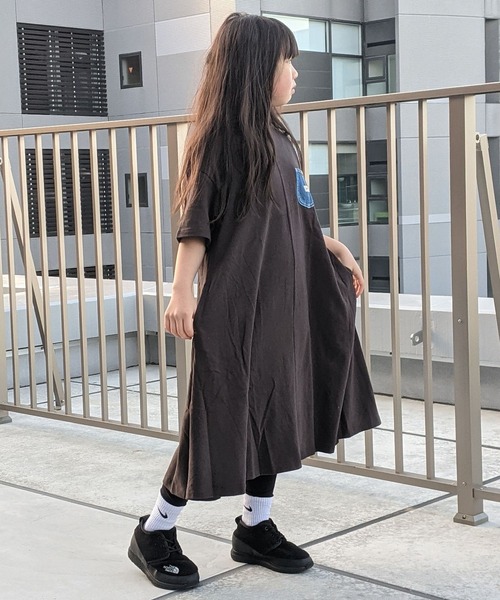 Lee（リー）の「Lee/リー　キッズ　デニムポケットワンピース（ワンピース・キッズ・ホワイト/ブラック/ブルー・150/130）」の7枚目の写真