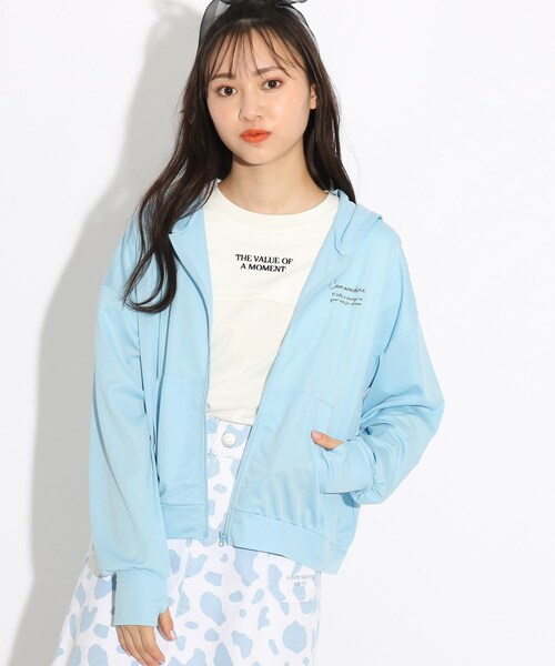 PINK-latte(ピンクラテ)の「【UVカット/吸水速乾/洗濯物が乾きやすい】ドライロゴパーカー(パーカー・キッズ・ライトブルー/オフホワイト/レモンイエロー・15 /14/16)」の3枚目の写真