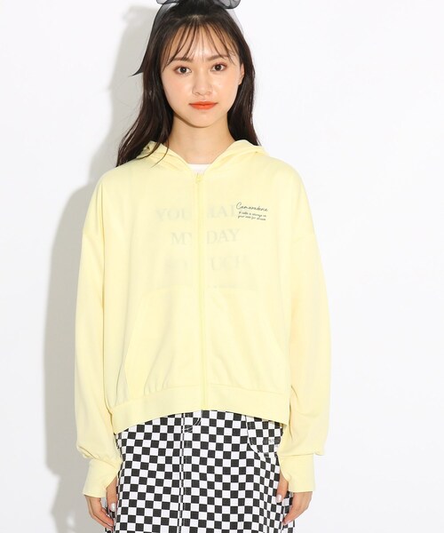 PINK-latte(ピンクラテ)の「【UVカット/吸水速乾/洗濯物が乾きやすい】ドライロゴパーカー(パーカー・キッズ・ライトブルー/オフホワイト/レモンイエロー・15 /14/16)」の4枚目の写真