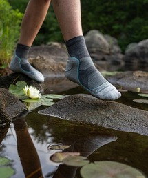 DARN TOUGH VERMONT（ダーンタフバーモント）の「【MADE IN USA】 DARN TOUGH ダーンタフ Ws 1987 ライトハイカー 1/4ソック ライトウェイト クッション（ソックス/靴下）」