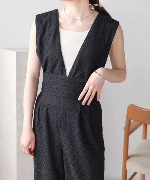 Bab（バブ）の「２WAYレースオールインワン（サロペット/オーバーオール・レディース・ブラック/オフホワイト・M）」の16枚目の写真