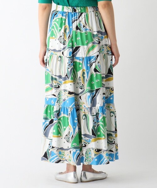 OPAQUE.CLIP（オペークドットクリップ）の「◆リゾートプリント ティアードスカート（スカート・レディース・グリーン系その他2/オレンジ系その他2・40/38/42）」の9枚目の写真