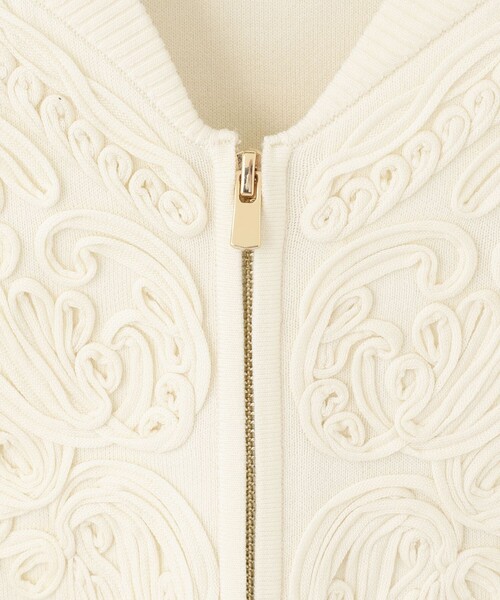 GRACE CONTINENTAL（グレースコンチネンタル）の「コード刺繍ニットカーディガン（カーディガン/ボレロ・レディース・ブラック/ホワイト・36）」の9枚目の写真