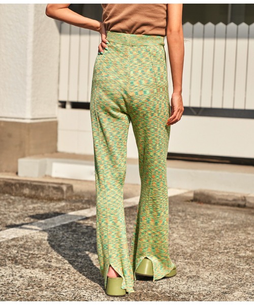 anap mimpi（アナップミンピ）の「段染め柄バックスリットフレアパンツ（その他パンツ・レディース・オレンジ/グリーン・FREE）」の4枚目の写真