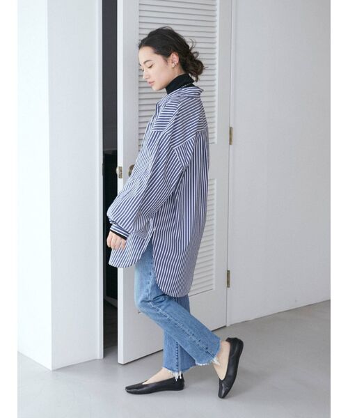 Ungrid（アングリッド）の「スリーブボリュームビッグストライプシャツ（シャツ/ブラウス・レディース・グリーン/ブルー・FREE）」の4枚目の写真