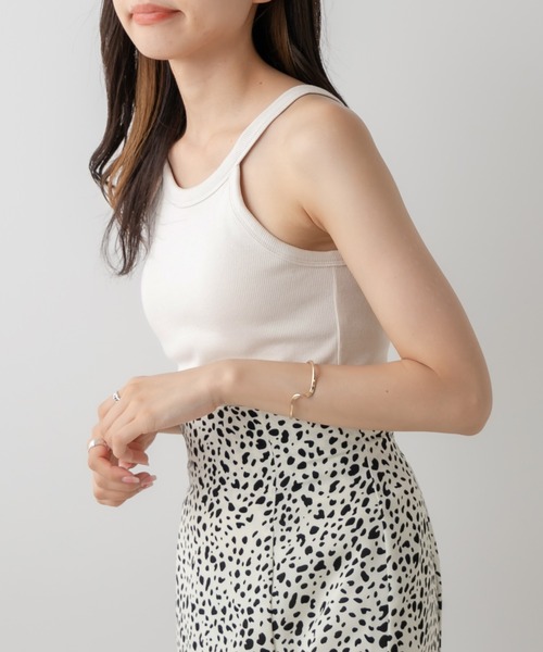 OLIVE des OLIVE（オリーブデオリーブ）の「カップ付アメスリタンク（タンクトップ・レディース・ブラック/ブルー/アイボリー・FREE）」の14枚目の写真