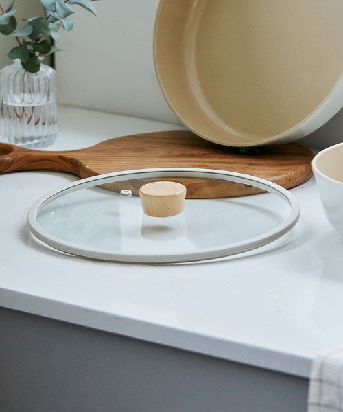 FIKA（フィカ）の「FIKAガラス蓋26cm（鍋/フライパン・レディース・ベージュ・FREE）」の6枚目の写真