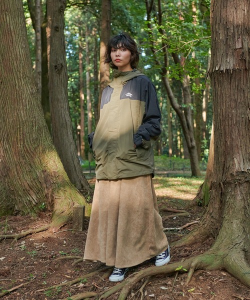 OUTDOOR PRODUCTS APPAREL(アウトドアプロダクツアパレル)の「切り替えマウンテンパーカー 撥水 透湿 UVカット ユニセックス(マウンテンパーカー・メンズ・ブラック/カーキ/ベージュ/ネイビー/ライトベージュ/グリーン/チャコールグレー・X-LARGE/SMALL/MEDIUM/LARGE)」の21枚目の写真