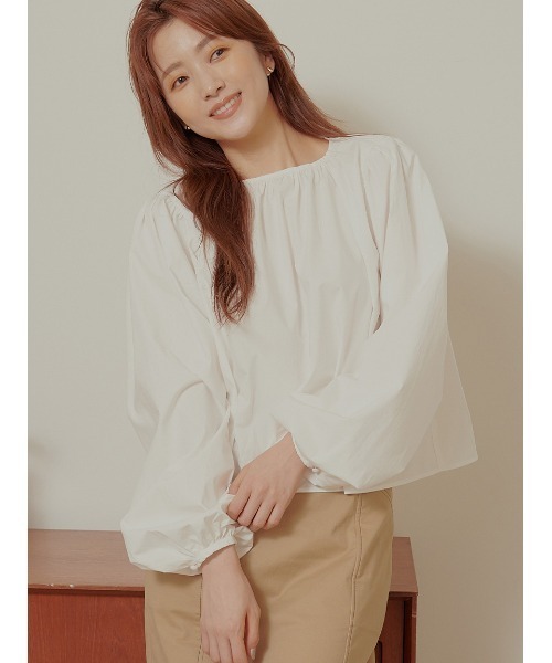 Stylevoice for xxx（スタイルヴォイスフォー）の「ボリュームスリーブギャザーブラウス（シャツ/ブラウス・レディース・ブルー/ホワイト・FREE）」の10枚目の写真