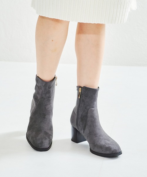 ORiental TRaffic（オリエンタルトラフィック）の「チャンキーヒールミドルブーツ/21408（ブーツ・レディース・ホワイト/ブラック/ベージュ/グレー・LL/3L/SS/S/M/L）」の3枚目の写真