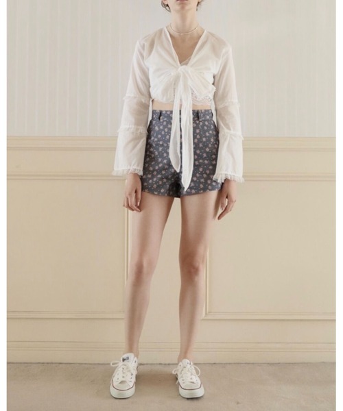 epine（エピヌ）の「e flower embroidery short pants black（デニムパンツ・レディース・ブラック・S/M）」の11枚目の写真