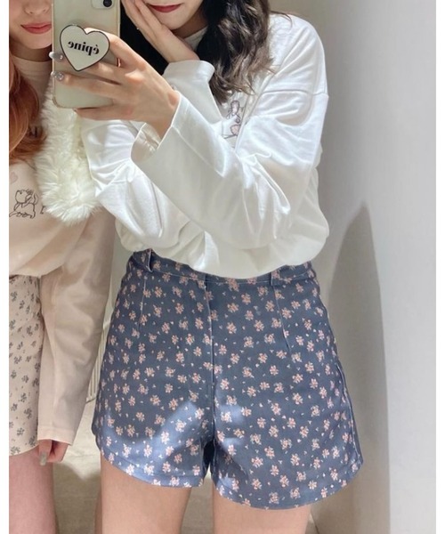 epine（エピヌ）の「e flower embroidery short pants black（デニムパンツ・レディース・ブラック・S/M）」の16枚目の写真