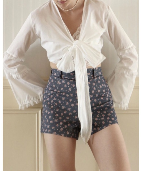 epine（エピヌ）の「e flower embroidery short pants black（デニムパンツ・レディース・ブラック・S/M）」の5枚目の写真