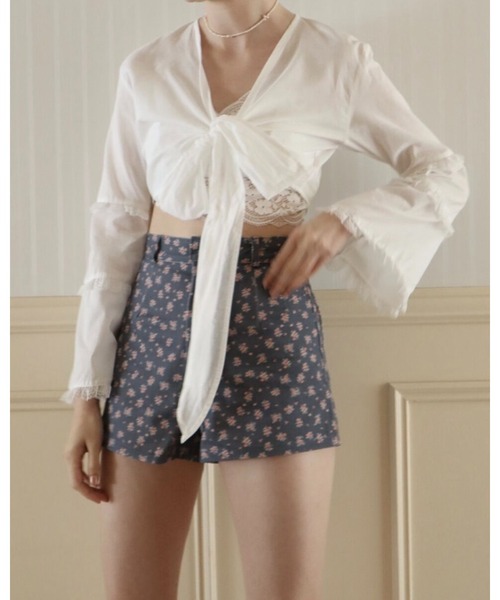 epine（エピヌ）の「e flower embroidery short pants black（デニムパンツ・レディース・ブラック・S/M）」の7枚目の写真