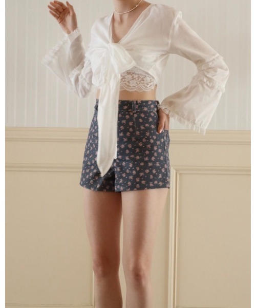 epine（エピヌ）の「e flower embroidery short pants black（デニムパンツ・レディース・ブラック・S/M）」の15枚目の写真