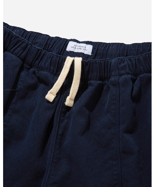 Saturdays NYC（サタデーズ ニューヨークシティ ）の「Mario Cotton Short（その他パンツ・メンズ・ネイビー/サックスブルー/グリーン・L/XL/X-SMALL/S/M）」の5枚目の写真