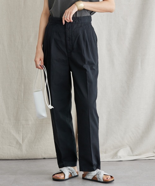 AMERICAN HOLIC(アメリカンホリック)の「綿ツイルタックパンツ(その他パンツ・レディース・ブラック/キャメル・L/M/S)」の1枚目の写真