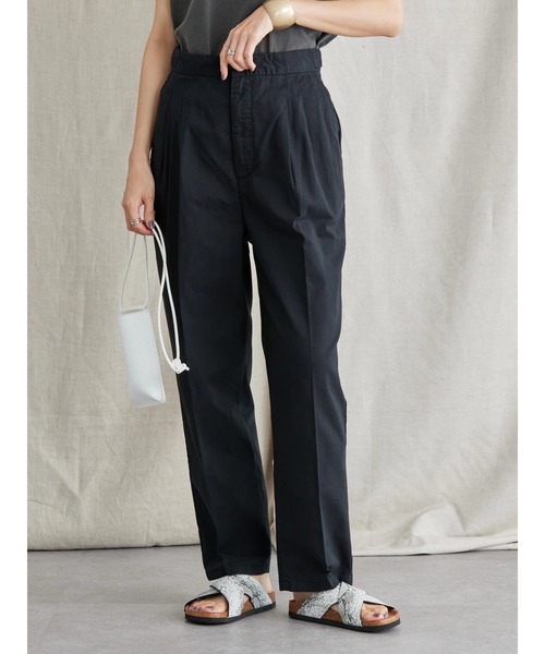 AMERICAN HOLIC(アメリカンホリック)の「綿ツイルタックパンツ(その他パンツ・レディース・ブラック/キャメル・L/M/S)」の4枚目の写真