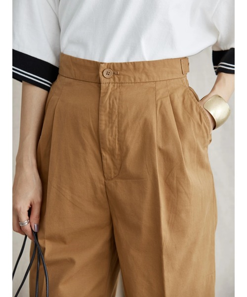 AMERICAN HOLIC(アメリカンホリック)の「綿ツイルタックパンツ(その他パンツ・レディース・ブラック/キャメル・L/M/S)」の14枚目の写真