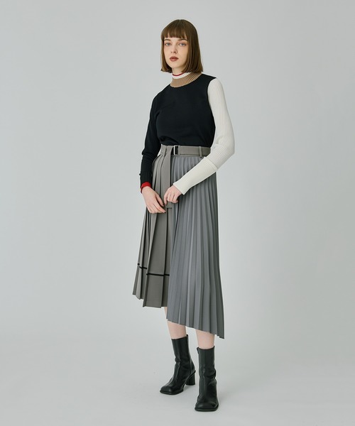 UNITED TOKYO（ユナイテッドトウキョウ）の「バイカラープレーティングニット（ニット/セーター・レディース・インディゴブルー/アイボリー/ブラック/カーキ・FREE）」の22枚目の写真