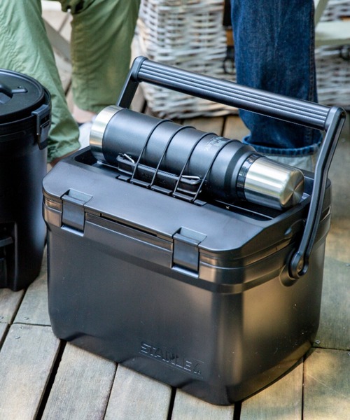 STANLEY(スタンレー)の「【STANLEY】スタンレー クーラーボックス 15.1L(アウトドアグッズ・メンズ・ブラック・FREE)」の7枚目の写真