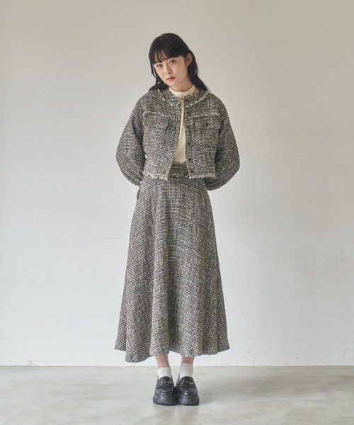 idem(イデム)の「tweed flare skirt/ツイードフレアスカート(スカート・レディース・ベージュ/ピンク/ブラック・SMALL/FREE)」の4枚目の写真
