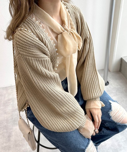 w closet(ダブルクローゼット)の「パール付カーディガン(カーディガン/ボレロ・レディース・オフホワイト/グレー/ブラック/ベージュ・FREE)」の4枚目の写真