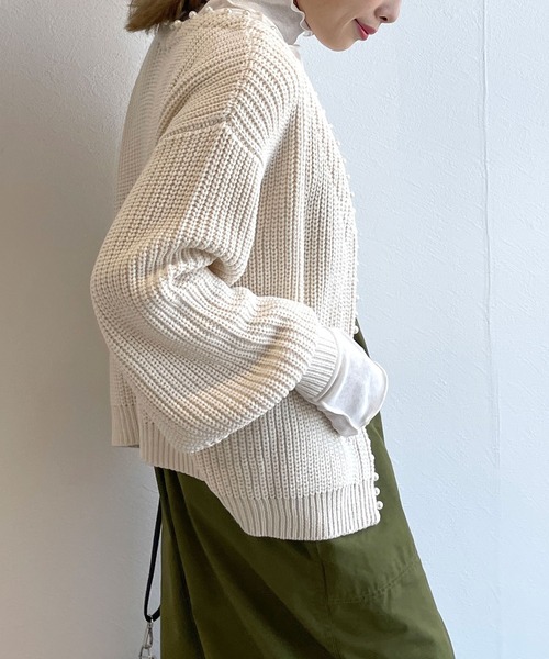 w closet(ダブルクローゼット)の「パール付カーディガン(カーディガン/ボレロ・レディース・オフホワイト/グレー/ブラック/ベージュ・FREE)」の6枚目の写真