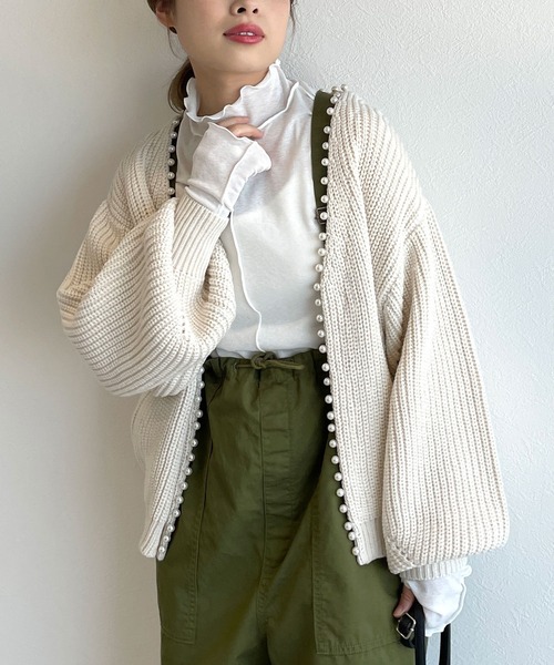 w closet(ダブルクローゼット)の「パール付カーディガン(カーディガン/ボレロ・レディース・オフホワイト/グレー/ブラック/ベージュ・FREE)」の7枚目の写真