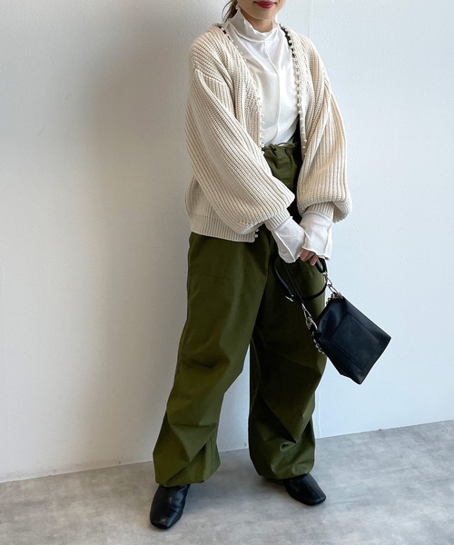 w closet(ダブルクローゼット)の「パール付カーディガン(カーディガン/ボレロ・レディース・オフホワイト/グレー/ブラック/ベージュ・FREE)」の12枚目の写真